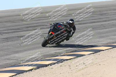 media/Oct-13-2025-Moto Forza (Mon) [[a66d839500]]/3-B Group/Session 2 (Bowl)/